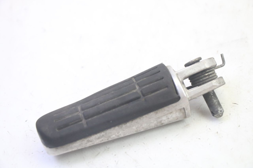 photo de PAIRE CALE PIED AVANT YAMAHA TDM ABS 900 (2002 - 2014) - Détail de la pièce