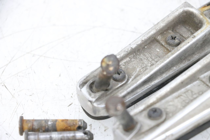 photo de PAIRE CALE PIED AVANT YAMAHA TDM ABS 900 (2002 - 2014) - Vue d’ensemble