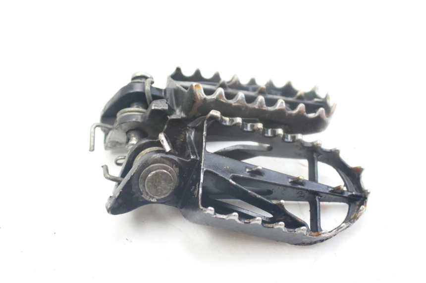 photo de PAIRE CALE PIED AVANT MBK X-LIMIT XLIMIT 50 (2003 - 2006)