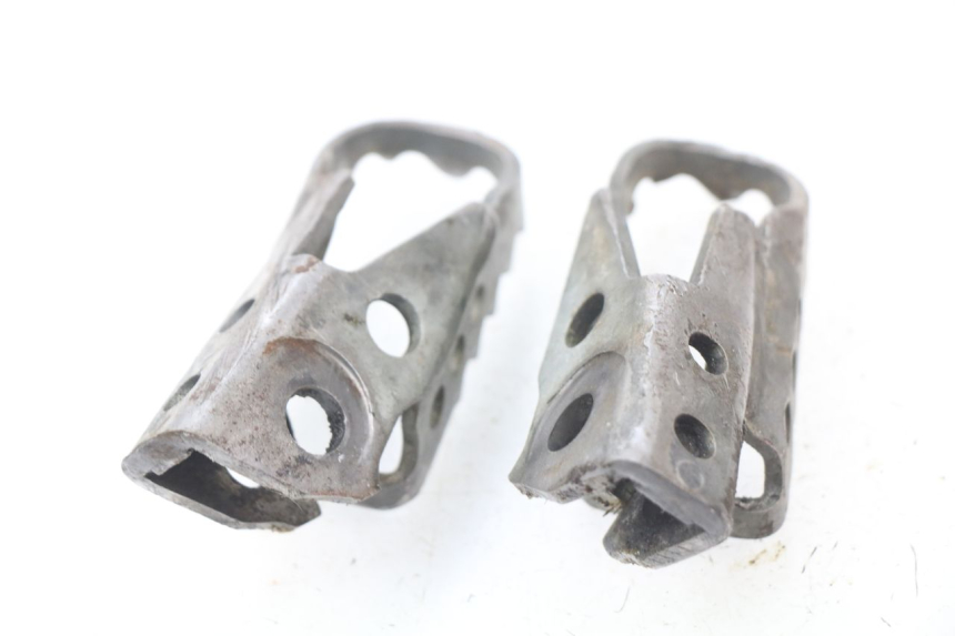 photo de PAIRE CALE PIED AVANT YAMAHA YZ 80 (1998 - 2001)