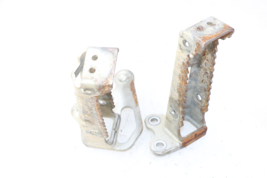 photo de PAIRE CALE PIED AVANT YAMAHA YFM R RAPTOR 250 (2008 - 2014)