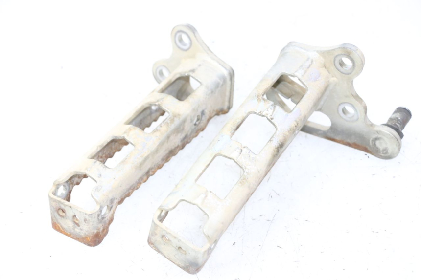 photo de PAIRE CALE PIED AVANT YAMAHA YFM R RAPTOR 250 (2008 - 2014)