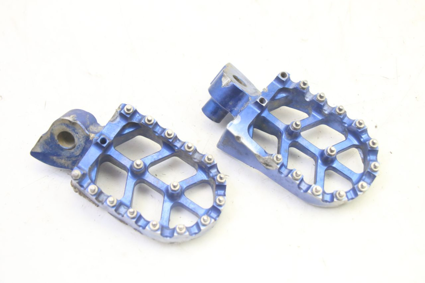 photo de PAIRE CALE PIED AVANT YAMAHA YZ-F YZF 250 (2014 - 2018)