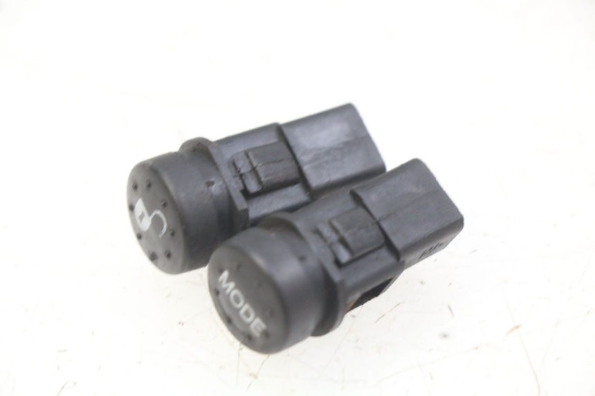 photo de PAIRE COMMODOS PIAGGIO LIBERTY IGET 4T 50 (2015 - 2020)