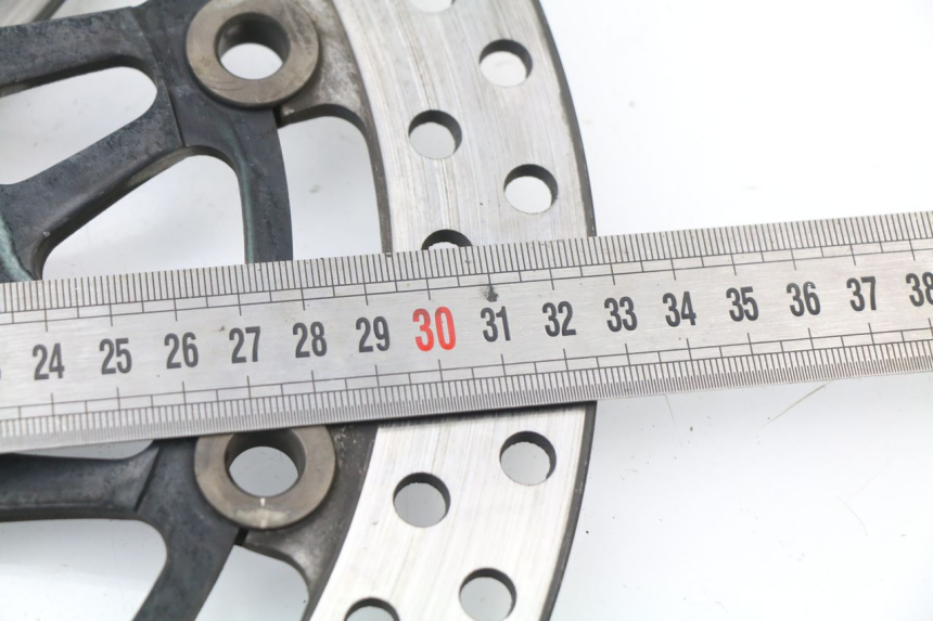 photo de PAIRE DISQUES FREIN AVANT HONDA CBR 929 RR FIREBLADE 900 (2000 - 2001) - Zoom état d’usage