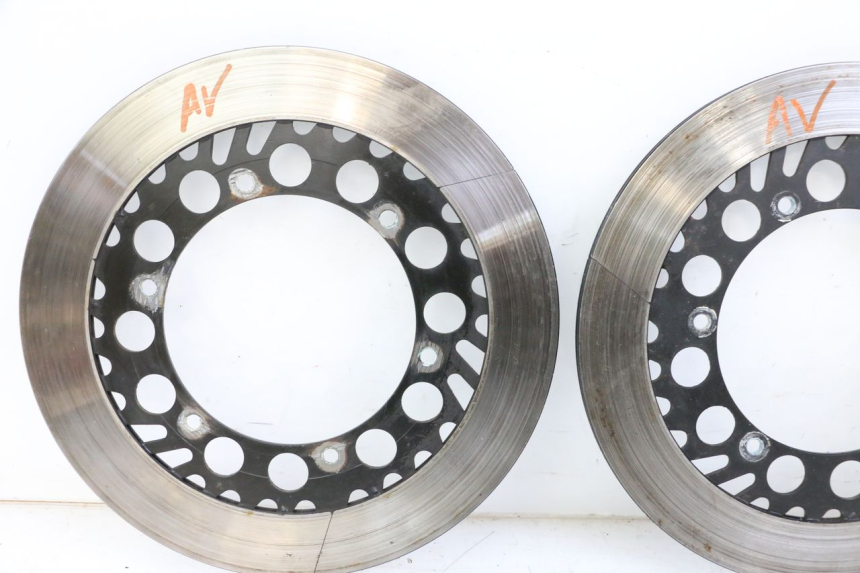 photo de PAIRE DISQUES FREIN AVANT YAMAHA FJ 36Y 1100 (1984 - 1985)