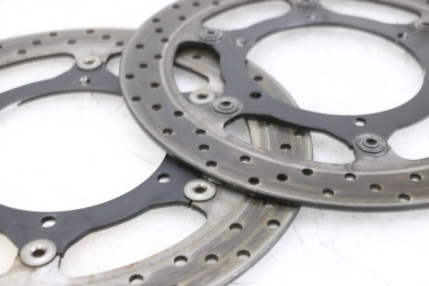 photo de PAIRE DISQUES FREIN AVANT YAMAHA FJR ABS 1300 (2006 - 2012) - Vue d’ensemble