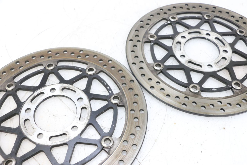 photo de PAIRE DISQUES FREIN AVANT SUZUKI GSXR GSX-R 1000 (2003 - 2004) - Vue d’ensemble