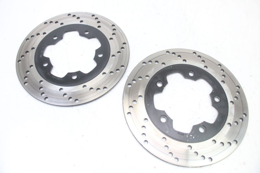 photo de PAIRE DISQUES FREIN AVANT KYMCO XCITING 500 (2007 - 2010)