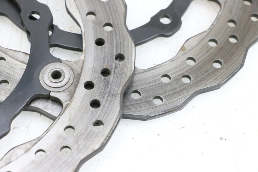 photo de PAIRE DISQUES FREIN AVANT YAMAHA MT-07 MT07 ABS 700 (2018 - 2020) - Vue d’ensemble