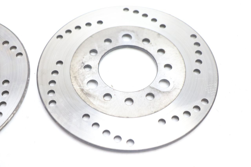 photo de PAIRE DISQUES FREIN AVANT KYMCO MXU R 250 (2004 - 2010) - Vue d’ensemble