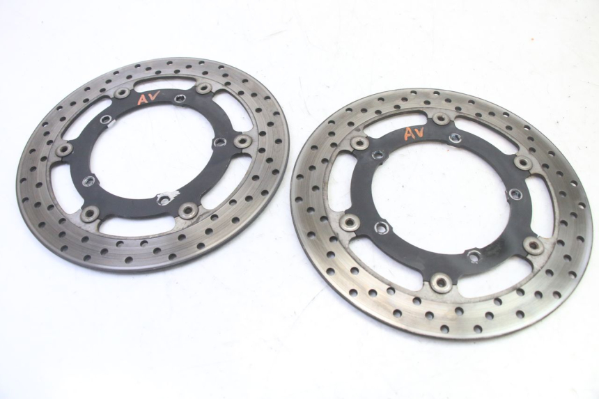 photo de PAIRE DISQUES FREIN AVANT YAMAHA XJ6 ABS 600 (2008 - 2016)
