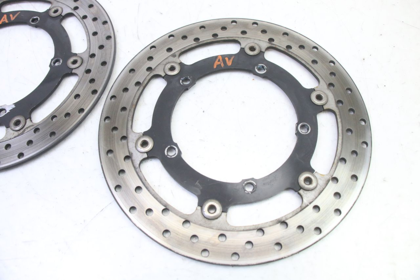 photo de PAIRE DISQUES FREIN AVANT YAMAHA XJ6 ABS 600 (2008 - 2016)