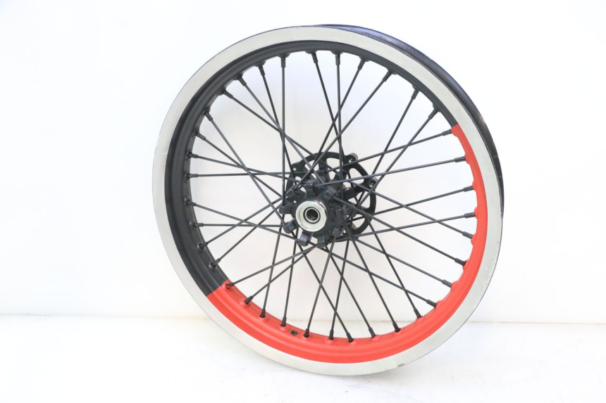 photo de PAIRE JANTES HM HONDA CRM DERAPAGE RR 50 (2006 - 2017) - État de surface