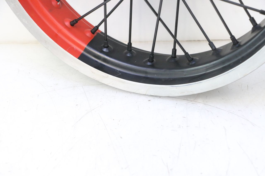 photo de PAIRE JANTES HM HONDA CRM DERAPAGE RR 50 (2006 - 2017) - Marquages et références