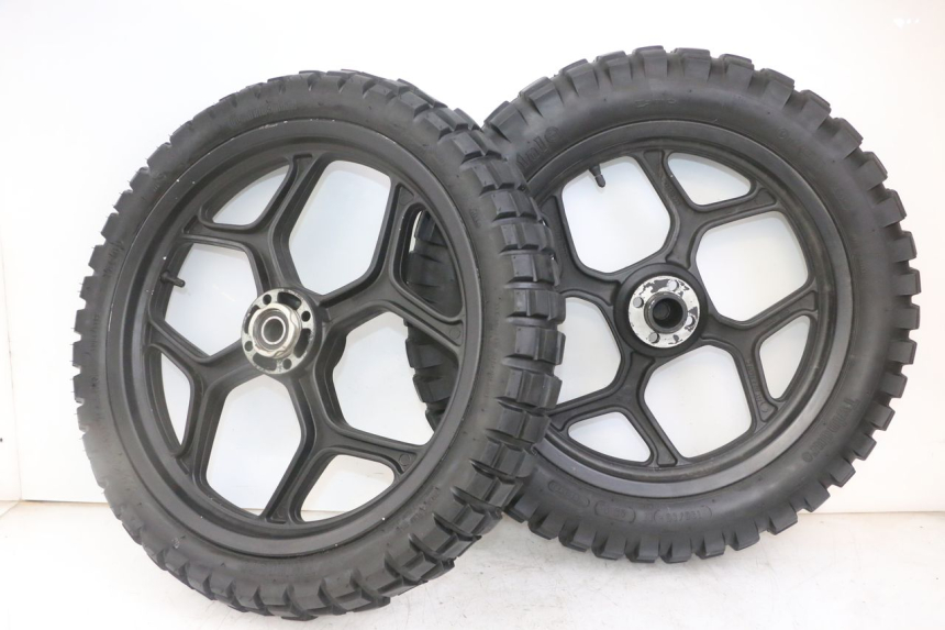 photo de PAIRE JANTES BMW K 75 RT 750 (1989 - 1997)