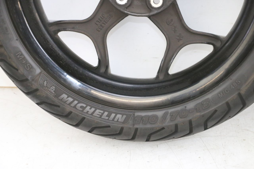 photo de PAIRE JANTES PIAGGIO MP3 500 (2016 - 2018) - Zoom composants