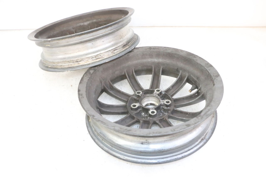 photo de PAIRE JANTES PIAGGIO MP3 125 (2006 - 2014)