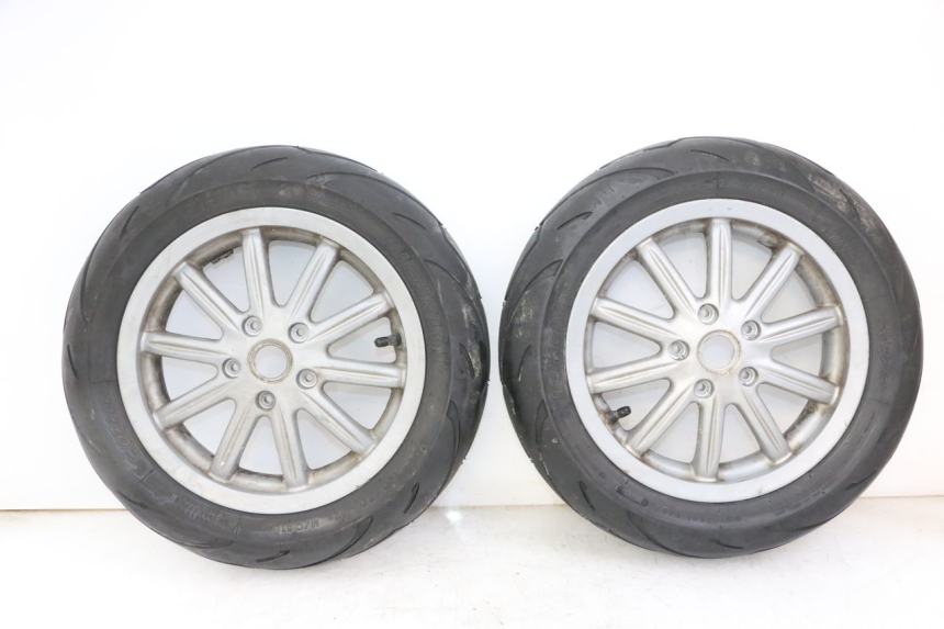 photo de PAIRE JANTES PIAGGIO MP3 LT 400 (2007 - 2012)