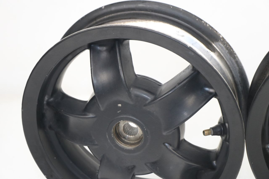 photo de PAIRE JANTES PIAGGIO ZIP 2T 50 (2009 - 2019)