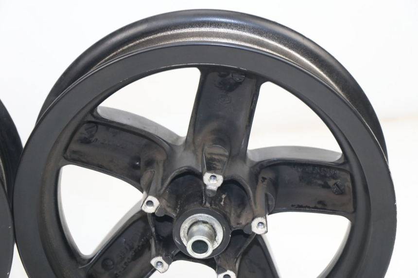 photo de PAIRE JANTES PIAGGIO ZIP 2T 50 (2009 - 2019)