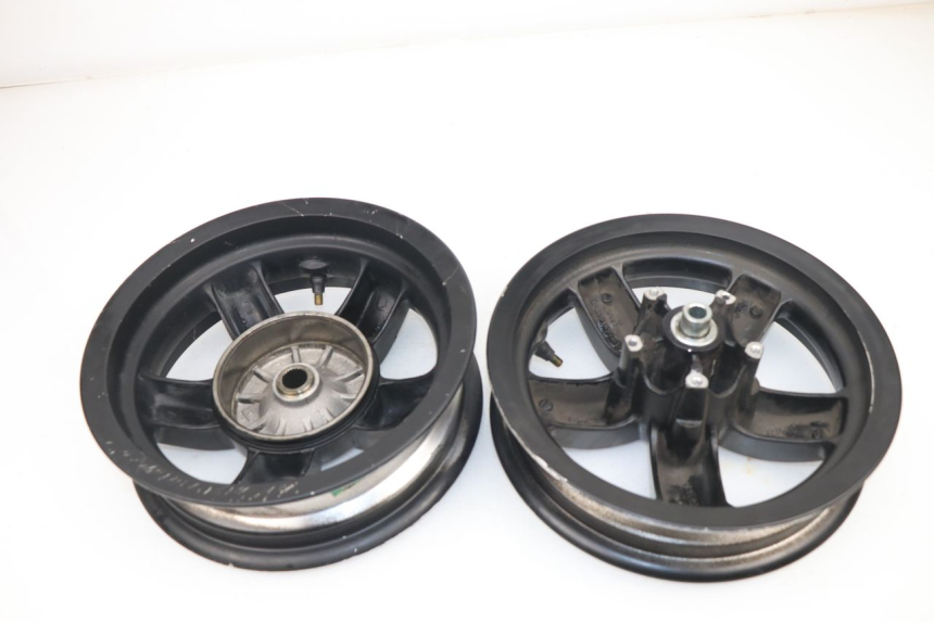 photo de PAIRE JANTES PIAGGIO ZIP 2T 50 (2009 - 2019)