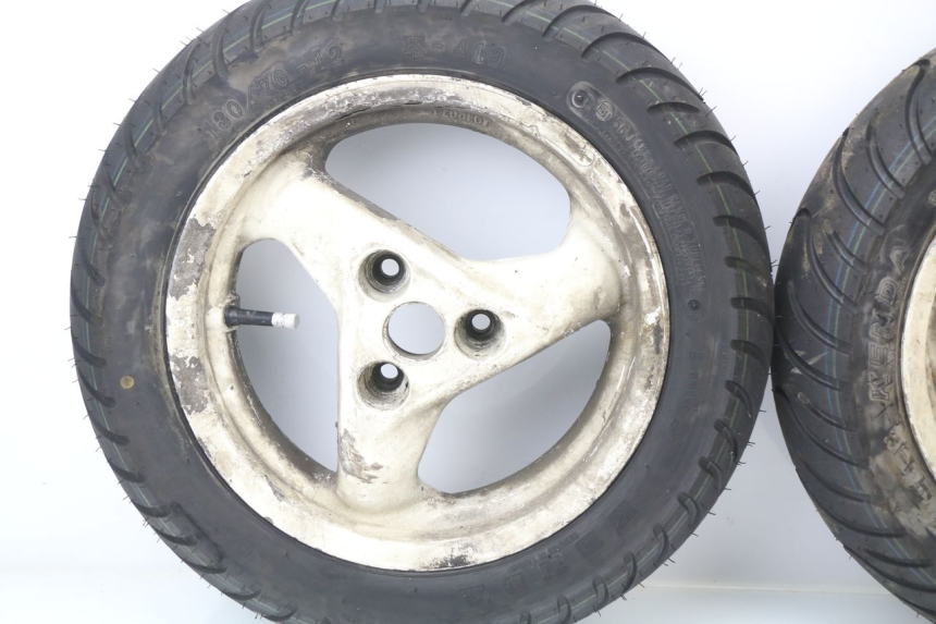 photo de PAIRE JANTES PEUGEOT SPEEDFIGHT LC 50 (1996 - 2002)