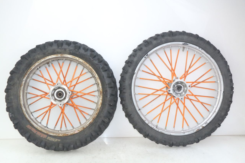 photo de PAIRE JANTE ZHEJIANG XMOTOS XB-81 50