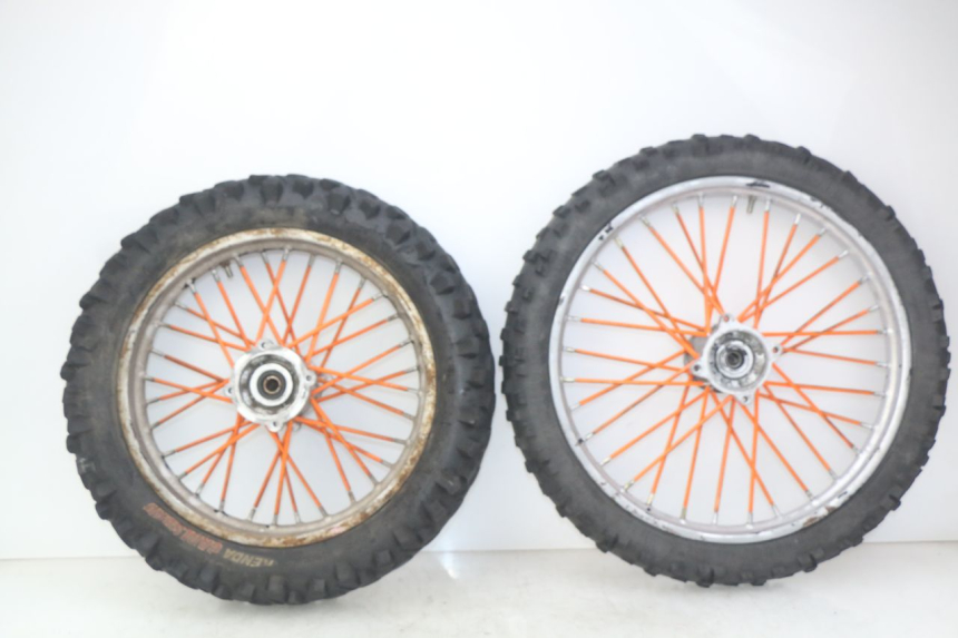 photo de PAIRE JANTE ZHEJIANG XMOTOS XB-81 50