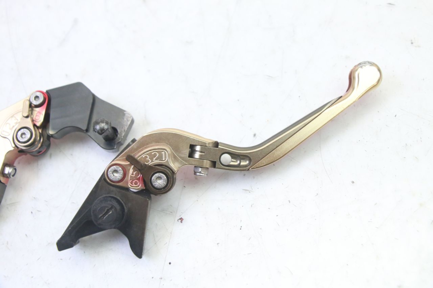 photo de PAIRE LEVIER FREIN SUZUKI SV S 650 (2003 - 2009)