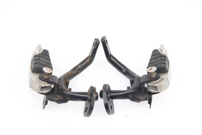 photo de PAIRE PLATINE CALE PIED ARRIERE SYM GTS 250 (2005 - 2008)