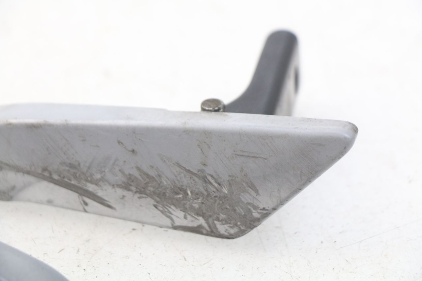 photo de PAIRE PLATINE CALE PIED ARRIERE PIAGGIO LIBERTY IGET 4T 50 (2015 - 2020)