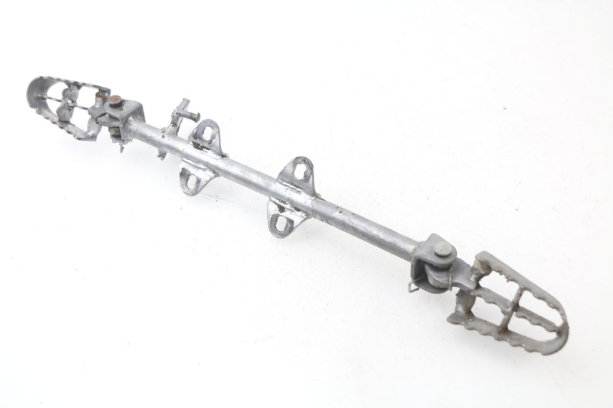 photo de PAIRE PLATINE CALE PIED AVANT LONCIN DIRT BIKE 125