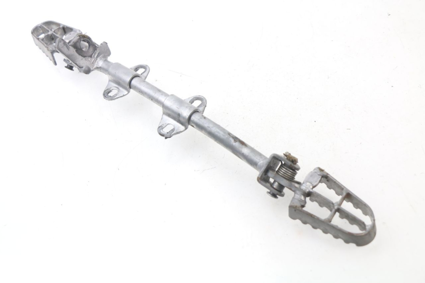 photo de PAIRE PLATINE CALE PIED AVANT LONCIN DIRT BIKE 125