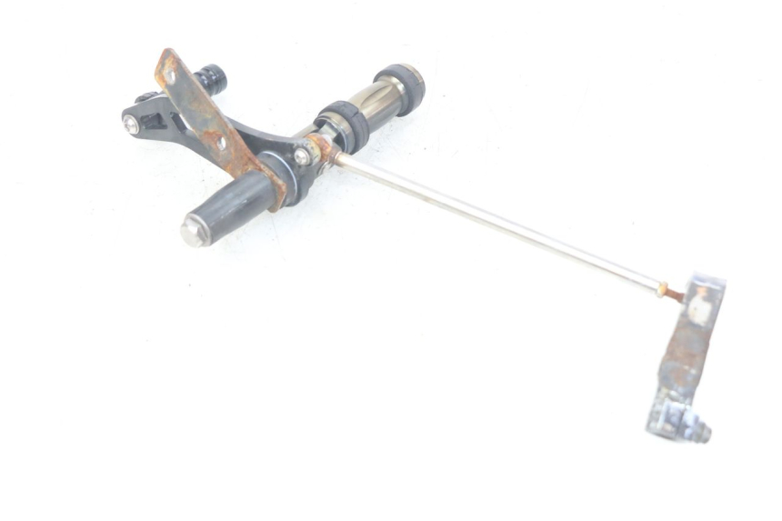 photo de PAIRE PLATINE CALE PIED AVANT DAELIM VL DAYSTAR 125 (2000 - 2011) - Zoom état d’usage