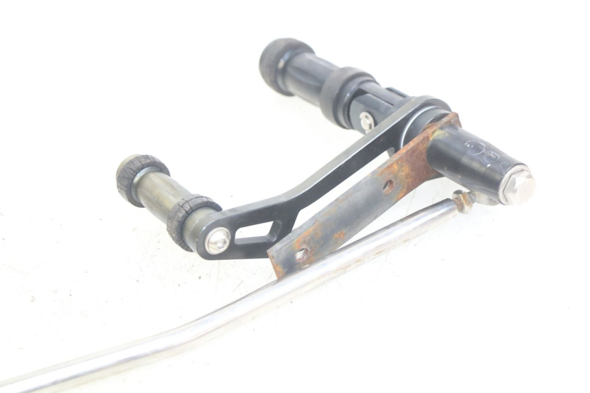 photo de PAIRE PLATINE CALE PIED AVANT DAELIM VL DAYSTAR 125 (2000 - 2011) - Pièce contrôlée