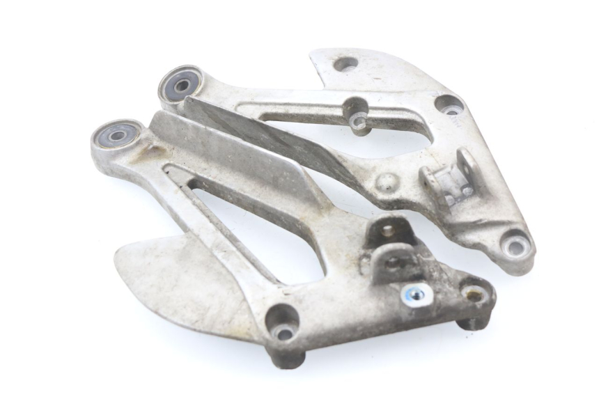 photo de PAIRE PLATINE CALE PIED AVANT YAMAHA XJ600 XJ DIVERSION 600 (1992 - 1997)