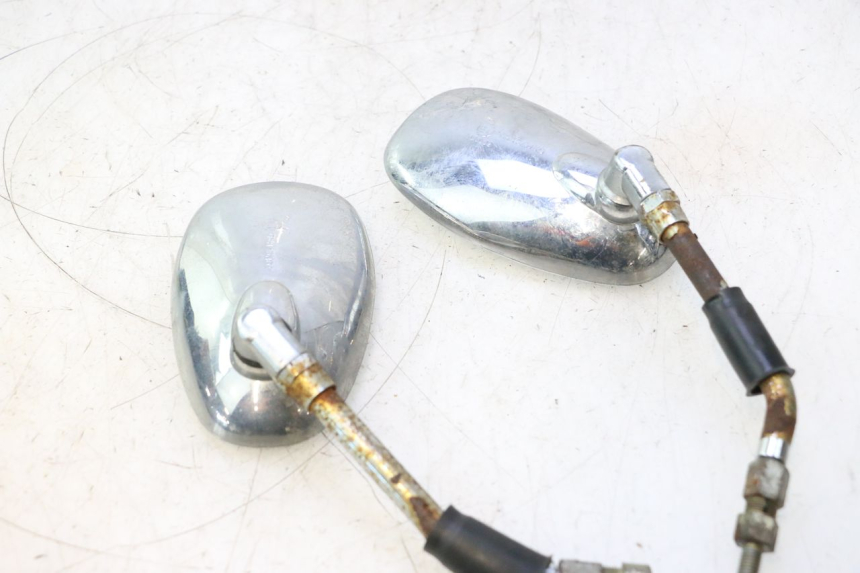photo de PAIRE RETROVISEURS YIYING RETRO 125 (2008 - 2018) - Zoom état d’usage