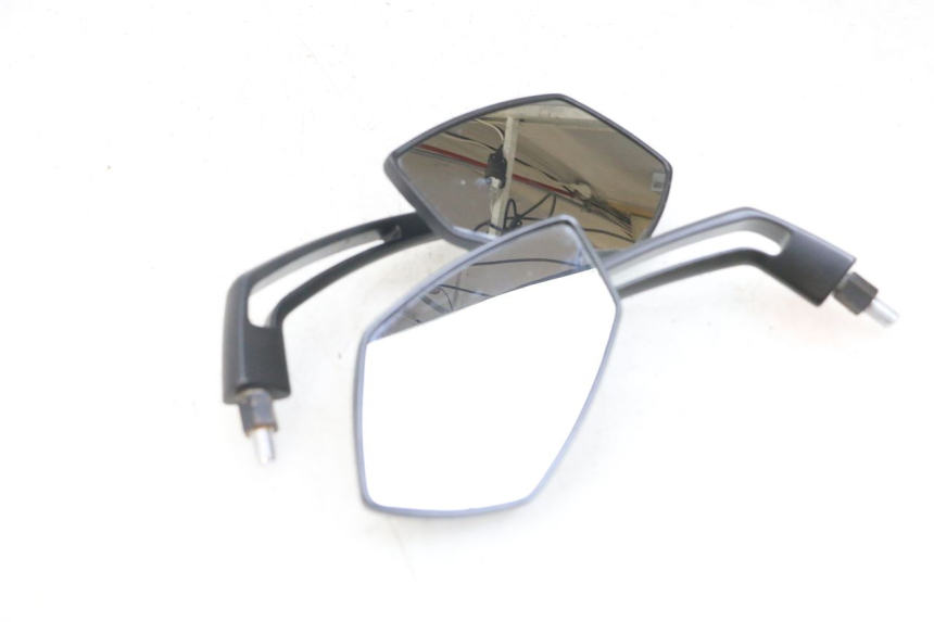 photo de PAIRE RETROVISEURS KAWASAKI ZR 7 750 (1999 - 2001) - Autre angle de vue