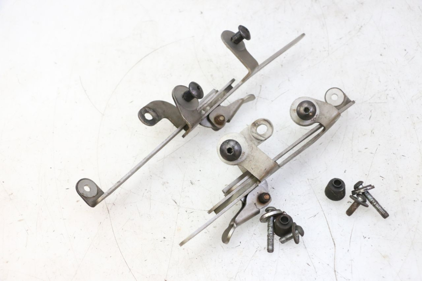 photo de PARE BRISE QUADRO 4 4D 350 (2015 - 2018)