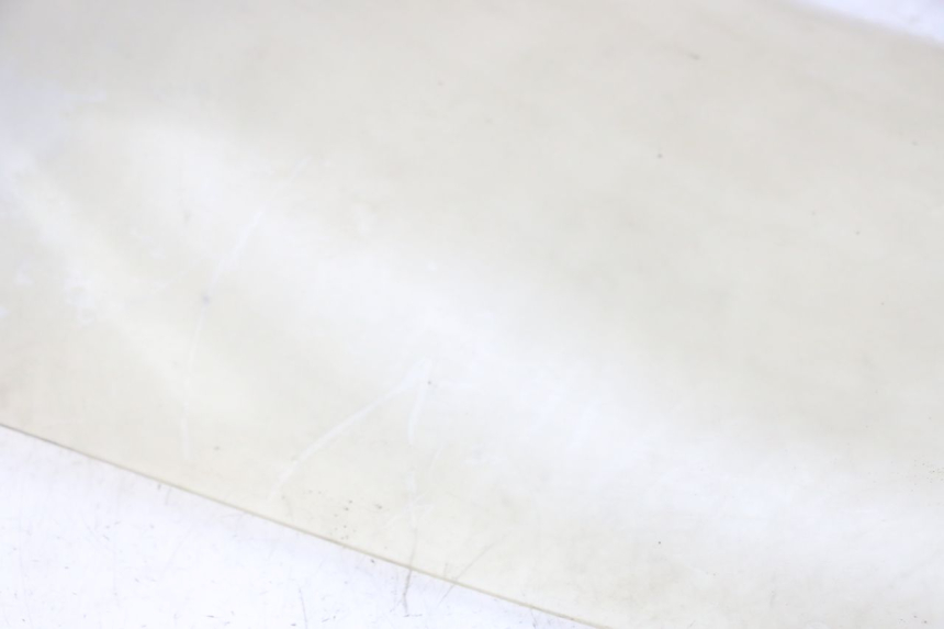 photo de PARE BRISE SUZUKI BURGMAN 125 (2007 - 2014)
