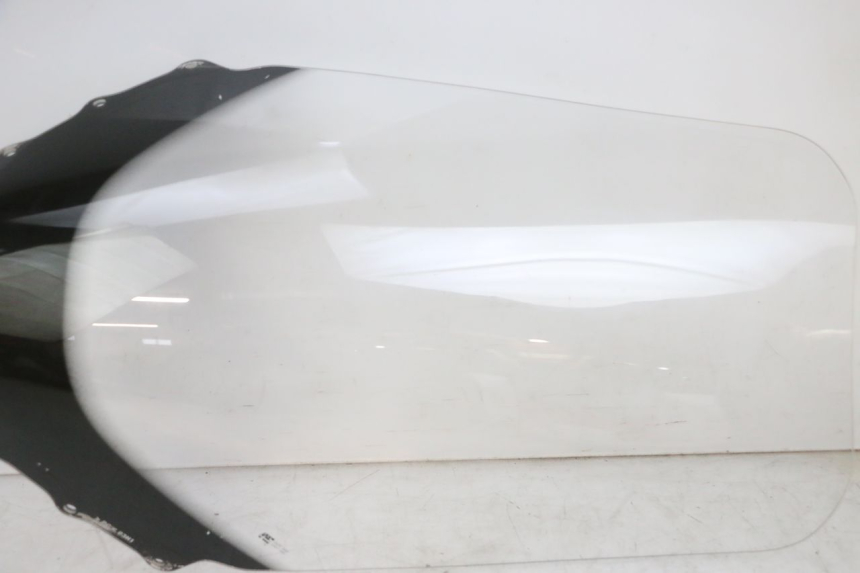 photo de PARE BRISE SUZUKI BURGMAN 125 (2007 - 2014) - Vue produit