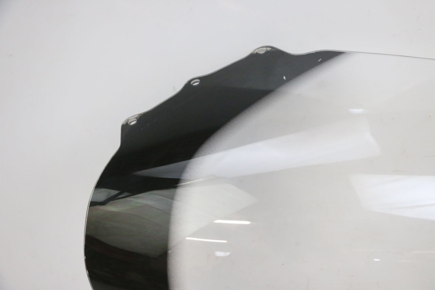 photo de PARE BRISE SUZUKI BURGMAN 125 (2007 - 2014) - Zoom composants