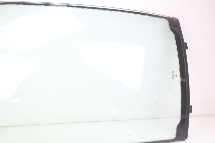 photo de PARE BRISE BMW C1 125 (2000 - 2003)