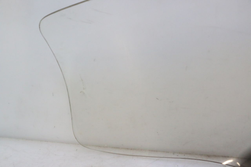 photo de PARE BRISE HONDA FJS SILVER WING SILVERWING 400 (2005 - 2008) - Zoom état d’usage