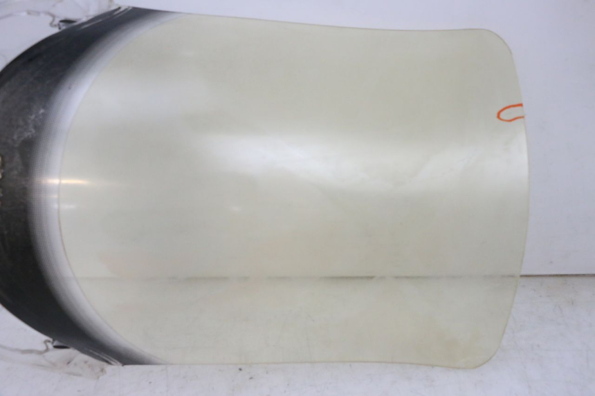 photo de PARE BRISE SYM GTS EVO 125 (2009 - 2013) - Zoom composants