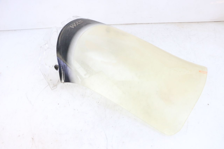 photo de PARE BRISE SYM GTS EVO 125 (2009 - 2013) - Points de fixation