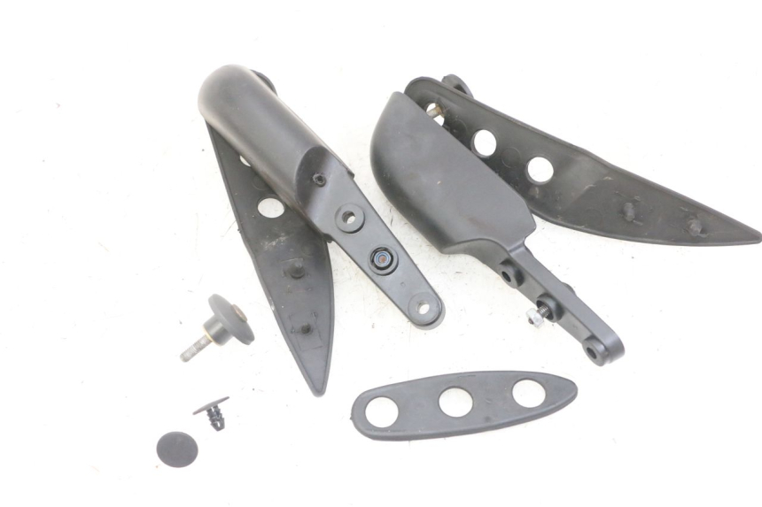 photo de PARE BRISE GILERA NEXUS 125 (2009 - 2013)
