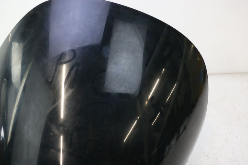 photo de PARE BRISE HONDA PCX (JF28) 125 (2009 - 2011) - Détail de la pièce