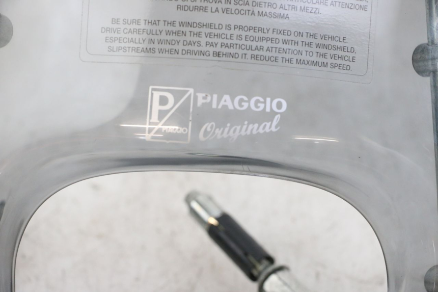 photo de PARE BRISE PIAGGIO LIBERTY IGET 4T 50 (2021 - 2025)